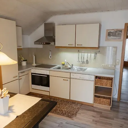 Dreifluesse - Traumgarten Mit Grill Und Pavillon, Wlan, Kueche Und Parkplatz